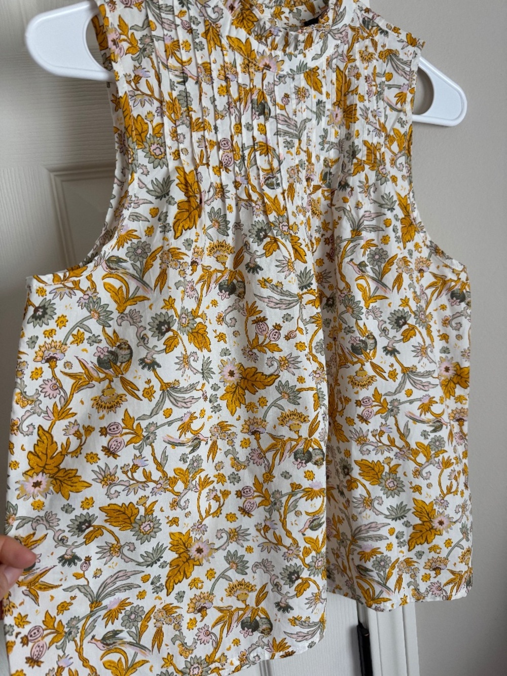NEW JCREW SLEEVELESS SHIRT IN MUSTARD YELLOW FLORAL PATTERN